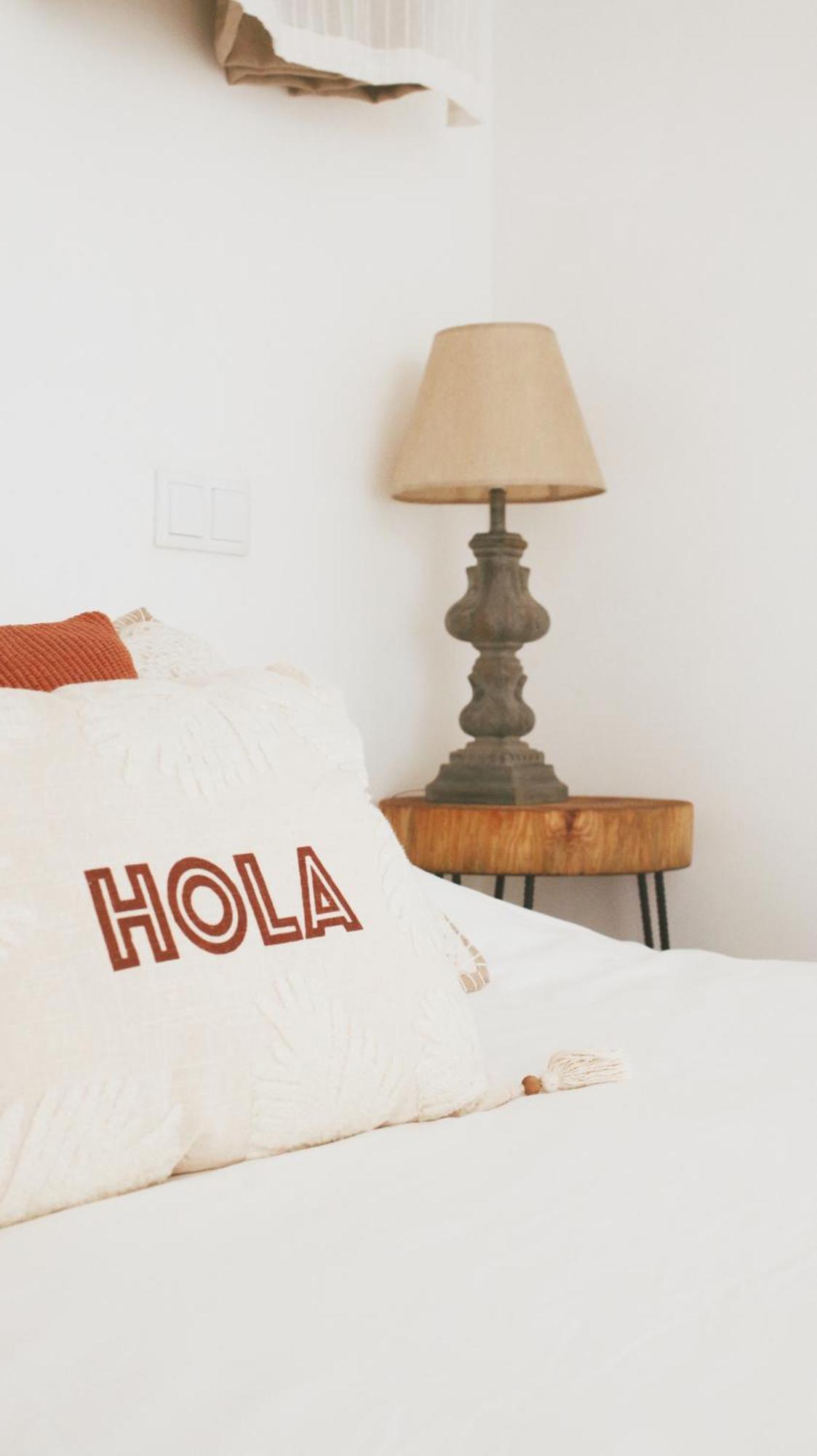 Vila Vale Guest House - Surf & Yoga تشارنكه المظهر الخارجي الصورة