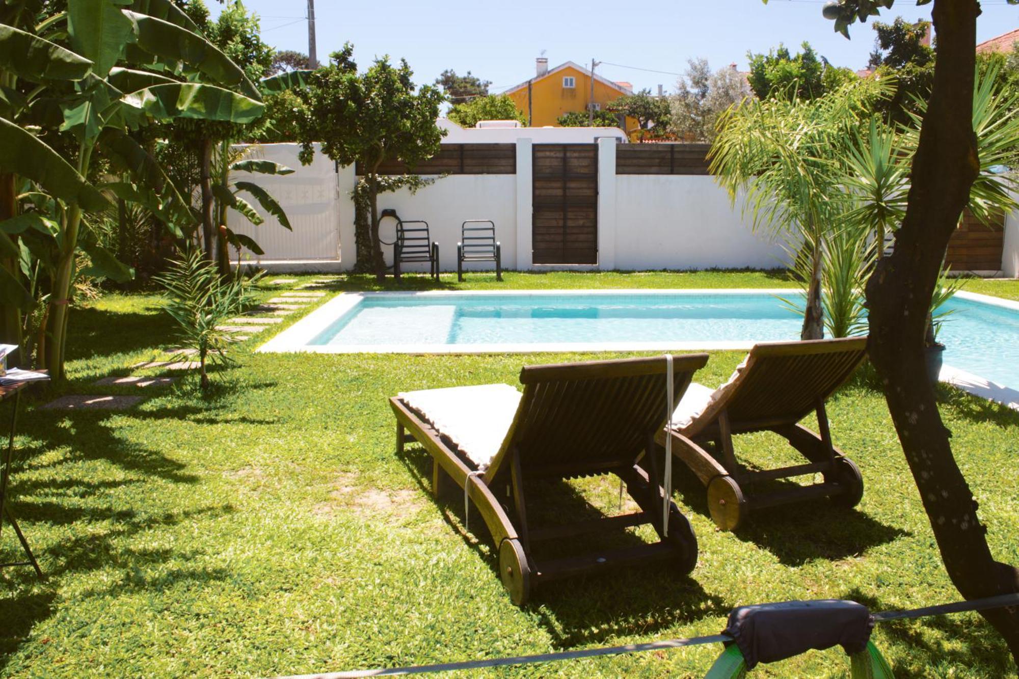 Vila Vale Guest House - Surf & Yoga تشارنكه المظهر الخارجي الصورة